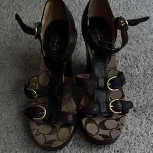 Coach Women's Dark Brown and Tan Heels